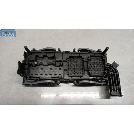 FUSE BOX FIAT Freemont 2011> used