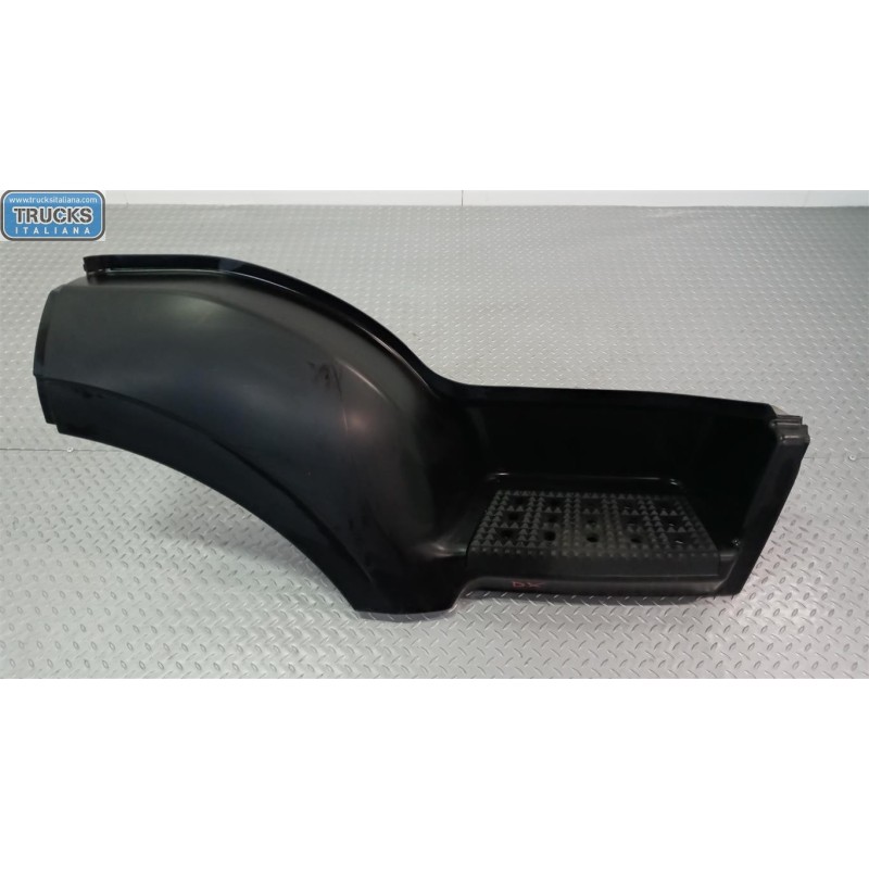 IVECO RIGHT FRONT MUDGUARD  IVECO Stralis 2007>2013 used