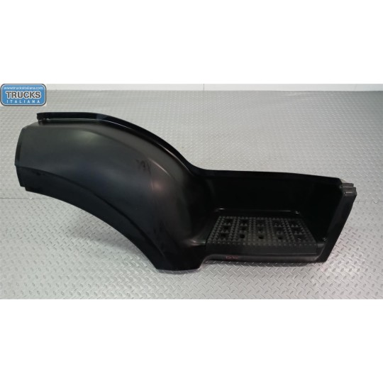 RIGHT FRONT MUDGUARD  IVECO Stralis 2007>2013 used