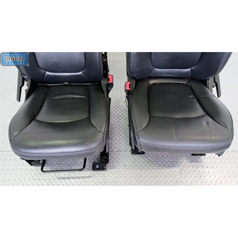 FIAT KIT SEATS  FIAT Freemont 2011> used