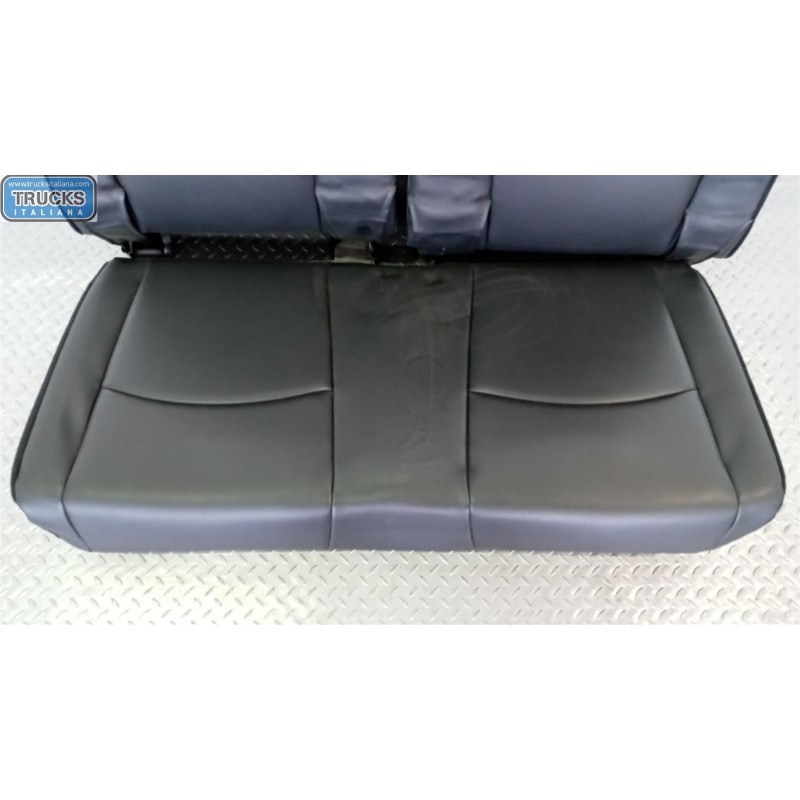 FIAT KIT SEATS  FIAT Freemont 2011> used