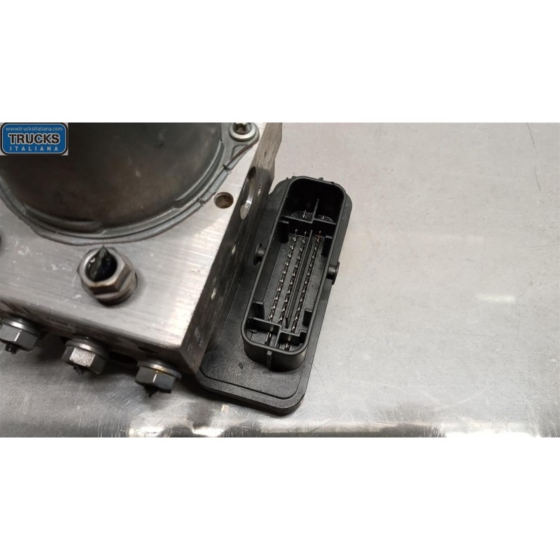 VOLKSWAGEN GRUPPO ABS VOLKSWAGEN Polo 2014>2017 usato