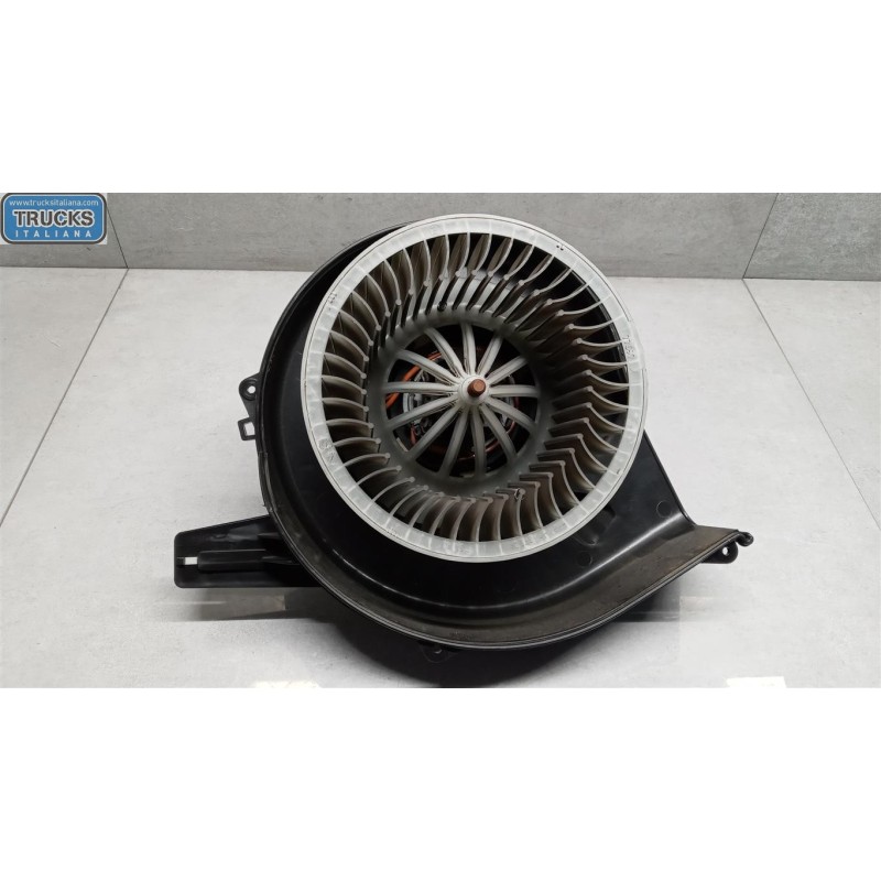 VOLKSWAGEN MOTORINO VENTILAZIONE INTERNA VOLKSWAGEN Polo 2014>2017 usato