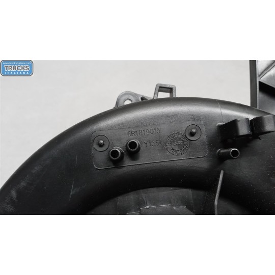 MOTORINO VENTILAZIONE INTERNA VOLKSWAGEN Polo 2014>2017 usato