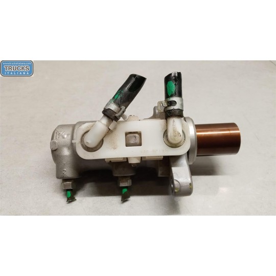 POMPA FRENO ISUZU NPR usato