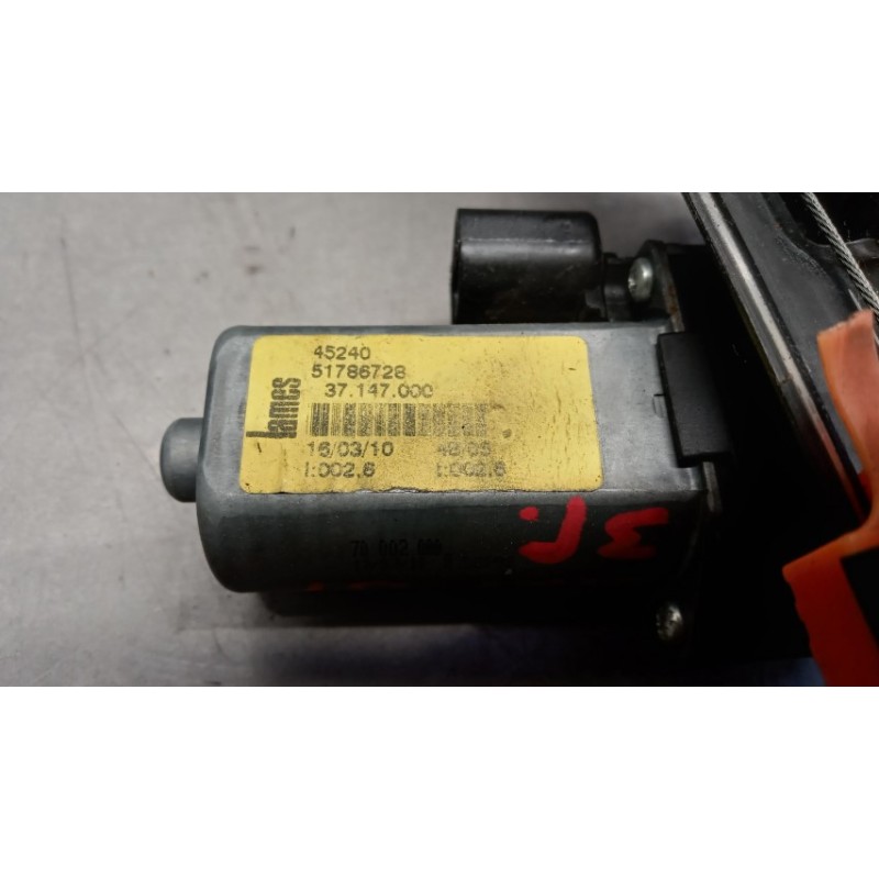 FIAT ALZA VETRI ANTERIORI DESTRO FIAT F.Punto Evo 2009>2012 usato