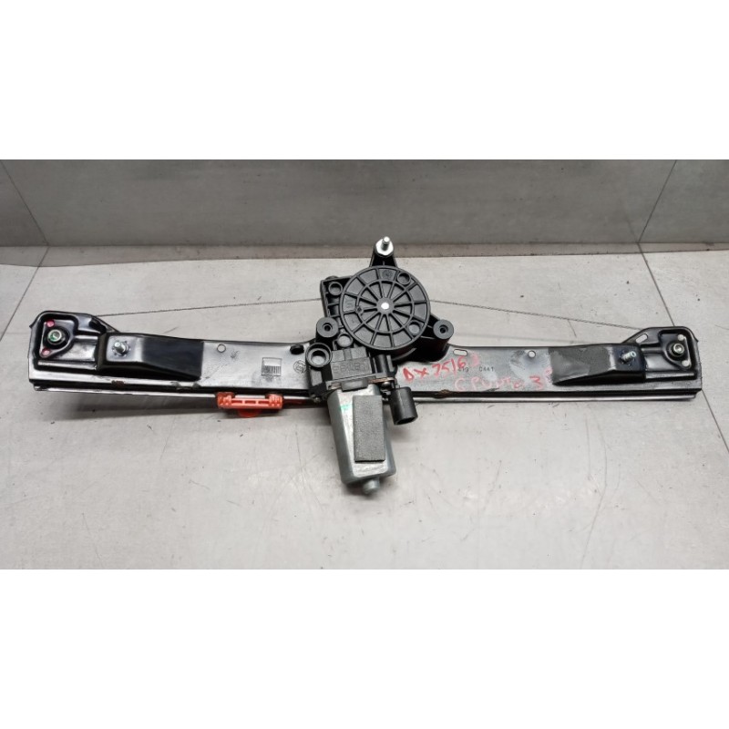 FIAT ALZA VETRI ANTERIORI DESTRO FIAT F.Punto Evo 2009>2012 usato