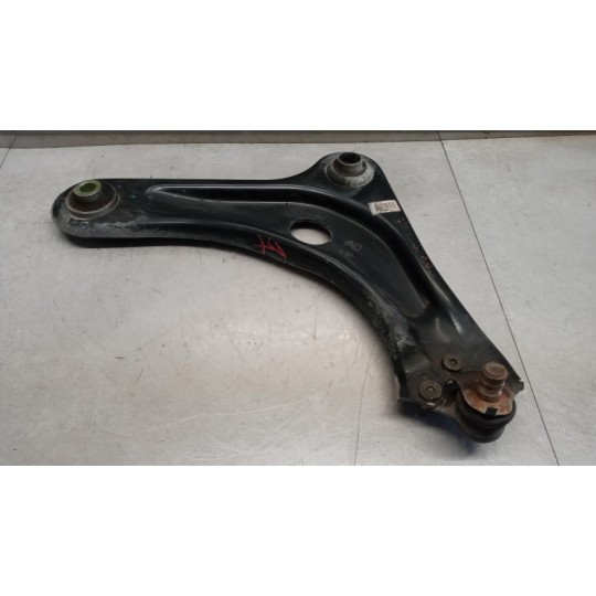 CONTROL ARM FRONT LOWER RIGHT  CITROEN C3 2020> used