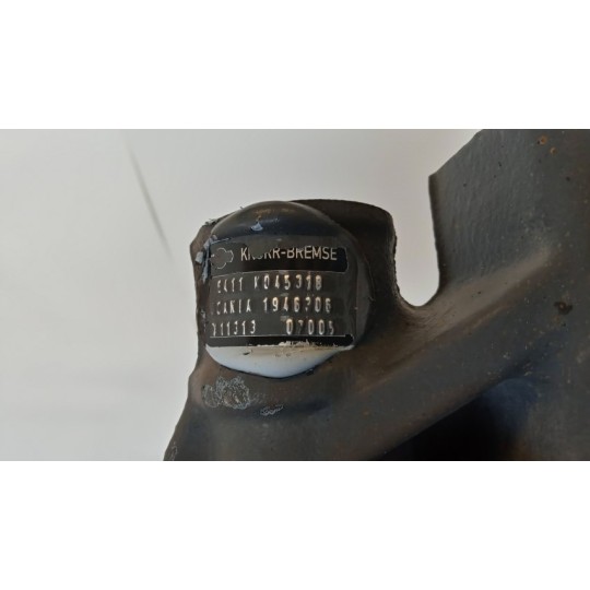 PINZA ANTERIORE DESTRA SCANIA Serie G 2005> usato