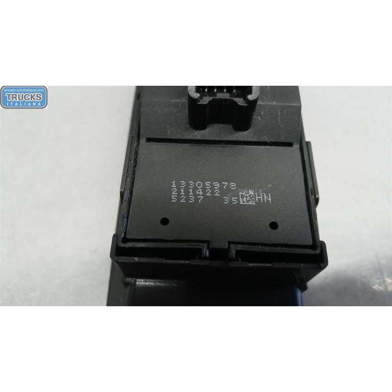 OPEL VARIOUS SWITCHES AND BUTTONS A
 OPEL Astra J 2012>2015 used