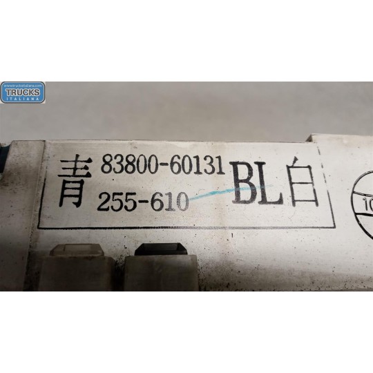 QUADRO STRUMENTI TOYOTA Land Cruiser 90/95 usato