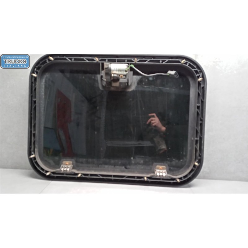 IVECO TETTO APRIBILE IVECO EUROCARGO 2008>2013 usato