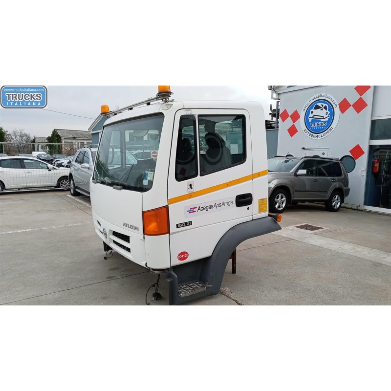 NISSAN truck CABINA NISSAN truck Atleon usato