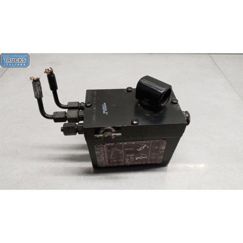 SCANIA CAB LIFT PUMP  SCANIA 94 used