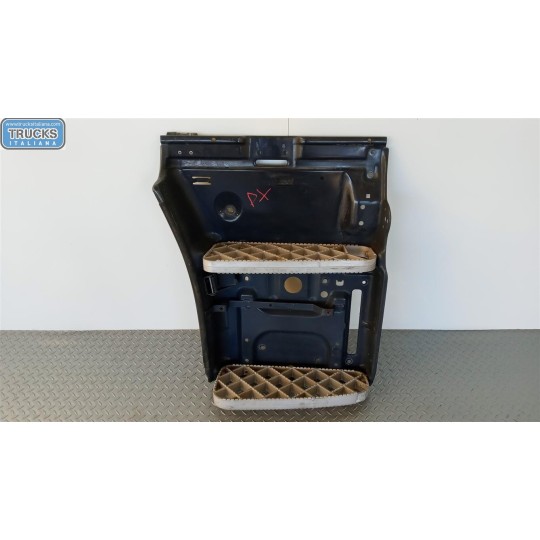 PEDANA SALITA A/DX SCANIA 94 usato