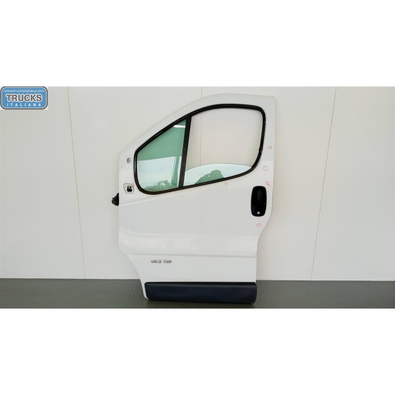 NISSAN Van LEFT FRONT DOOR NISSAN Van Primastar 2002> used