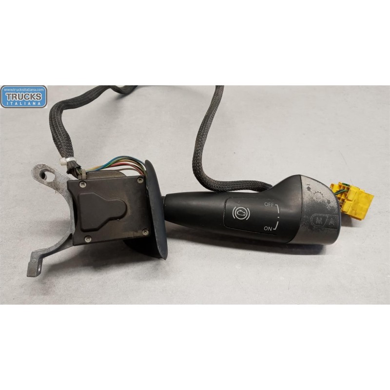 DAF INTERRUTTORI E PULSANTI DEVIO DAF XF105 usato