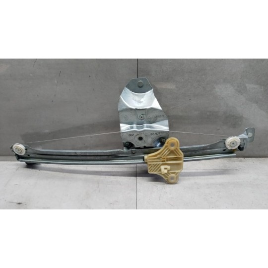 FRONT RIGHT POWERED WINDOWS  RENAULT Zoe 2019> used