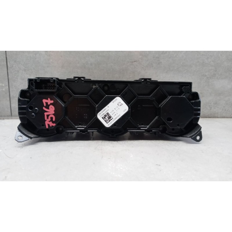 RENAULT AC CONTROL UNIT RENAULT Zoe 2019> used