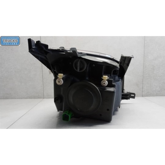 FARO ANTERIORE SINISTRO FORD Fusion 2006>2012 usato