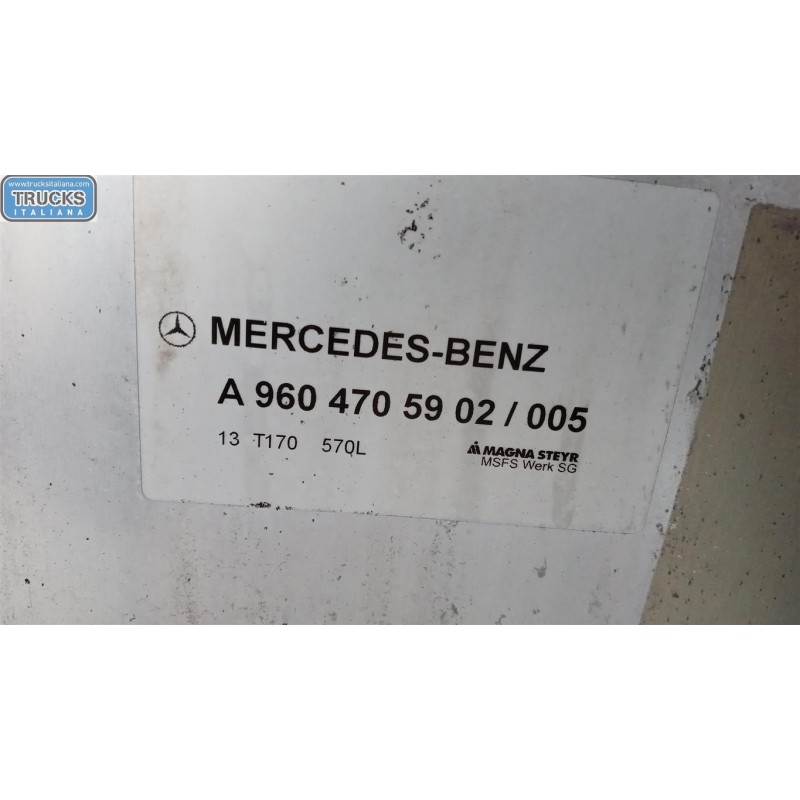MERCEDES-BENZ truck SERBATOIO CARBURANTE MERCEDES-BENZ truck Actros euro 5 2008>2013 usato