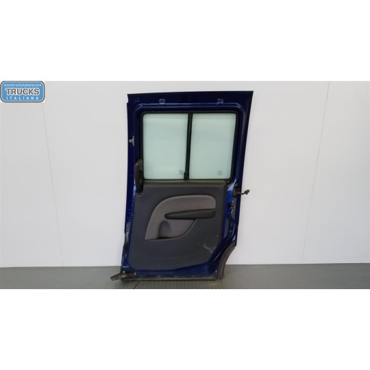 PORTACARICO SCORREVOLE DESTRO FIAT Doblo' 2005>2009 usato