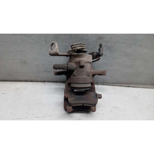 PINZA POSTERIORE DESTRA ALFA ROMEO Giulietta 2010>2016 usato