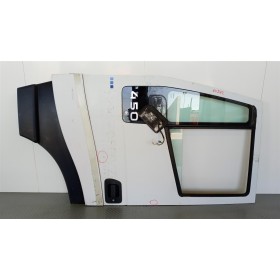 LEFT FRONT DOOR IVECO...