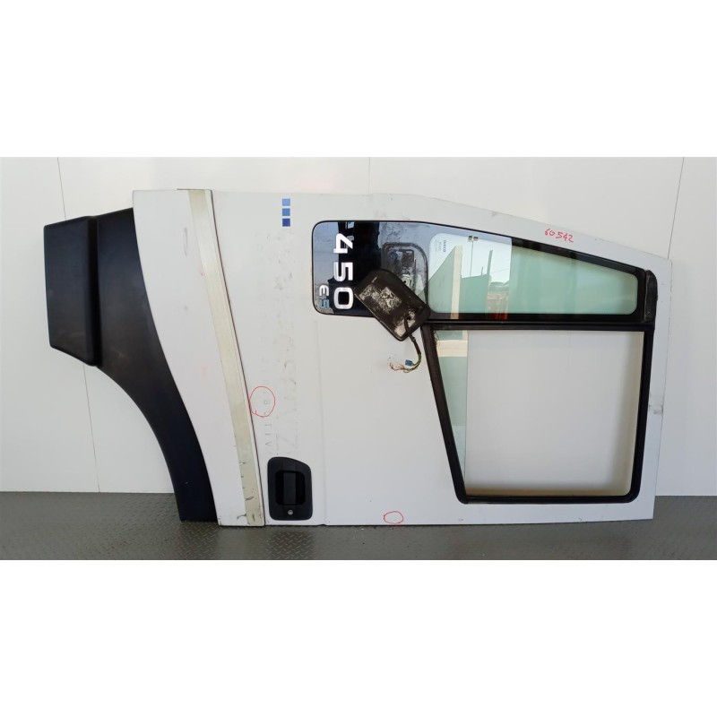IVECO LEFT FRONT DOOR IVECO Stralis 2007>2013 used