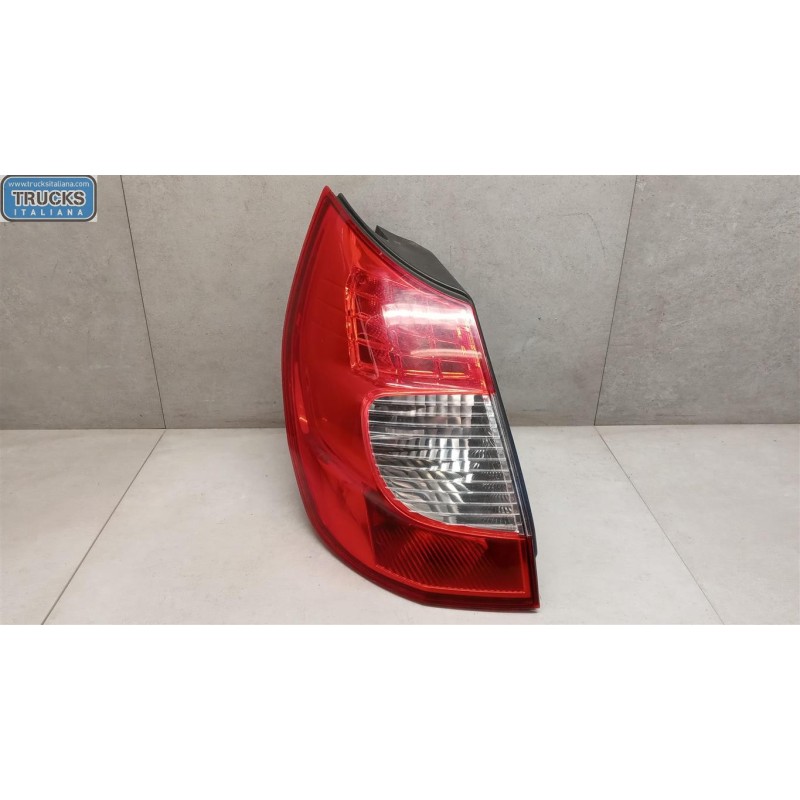 RENAULT FARO POST ESTERNO LED SINISTRO RENAULT Scenic 2006>2009 usato