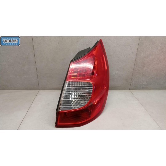 FARO POST ESTERNO LED DESTRO RENAULT Scenic 2006>2009 usato
