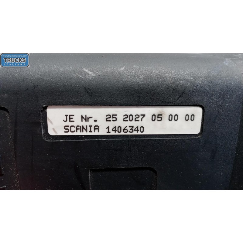 SCANIA WEBASTO SCANIA 144 usato