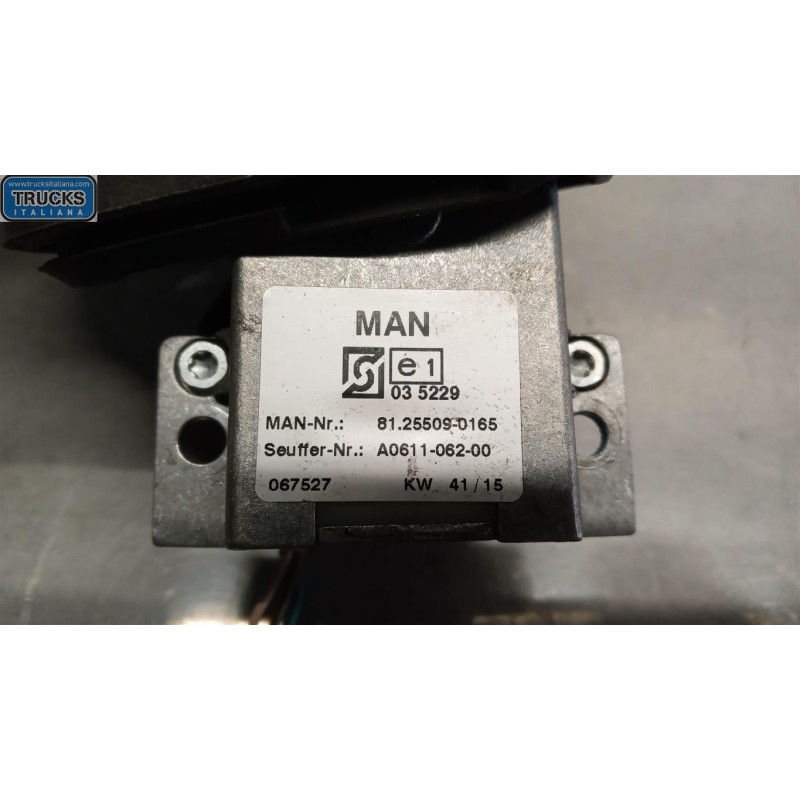 MAN VARIOUS SWITCHES AND BUTTONS C  MAN TGM used