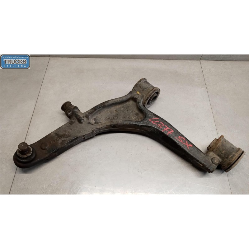 RENAULT van CONTROL ARM FRONT LOWER LEFT  RENAULT van Master 2003>2010 used