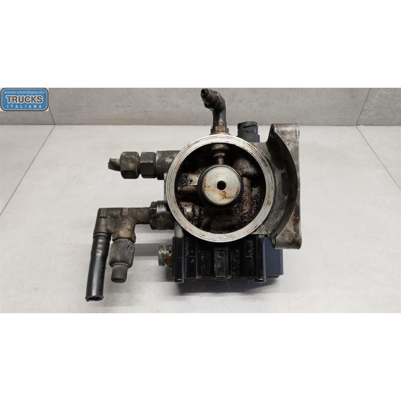 VOLVO truck ESSICCATORE VOLVO truck FH13 usato