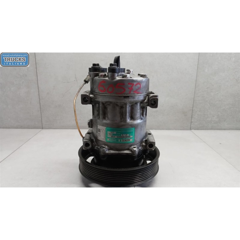 VOLVO truck AIR CONDITIONER COMPRESSOR VOLVO truck FH13 used