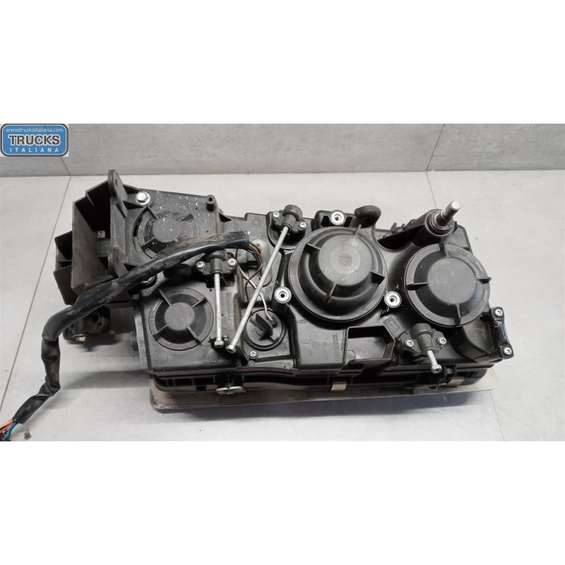 VOLVO truck RIGHT HEADLIGHT VOLVO truck FH13 used