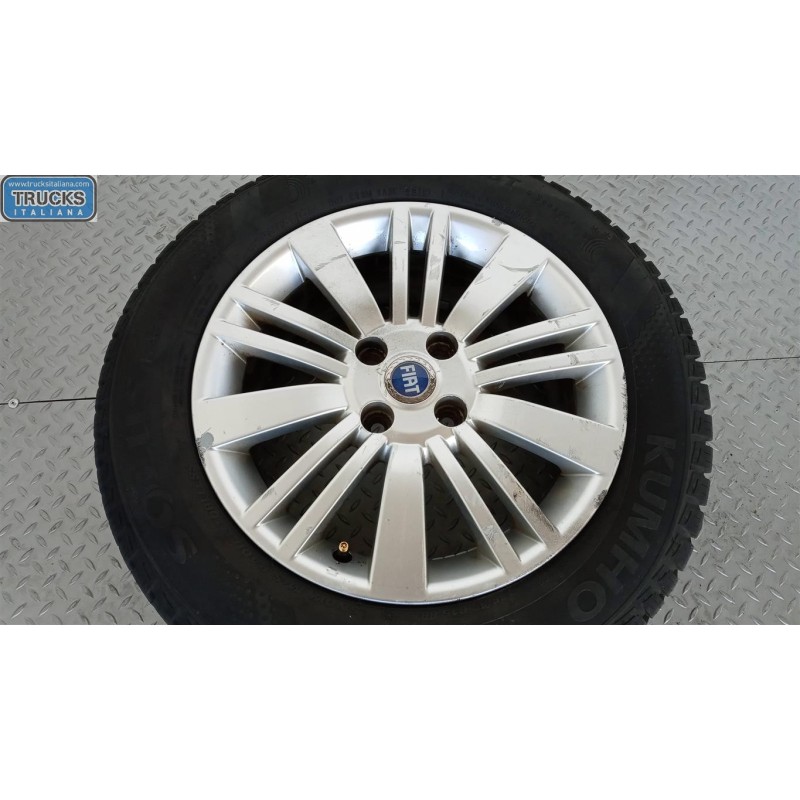 FIAT KIT 4 CERCHI IN LEGA FIAT F.Grande Punto 2005>2012 usato