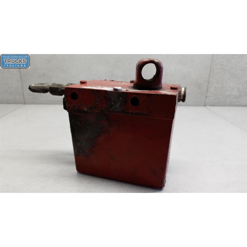 IVECO CAB LIFT PUMP  IVECO EUROSTAR used