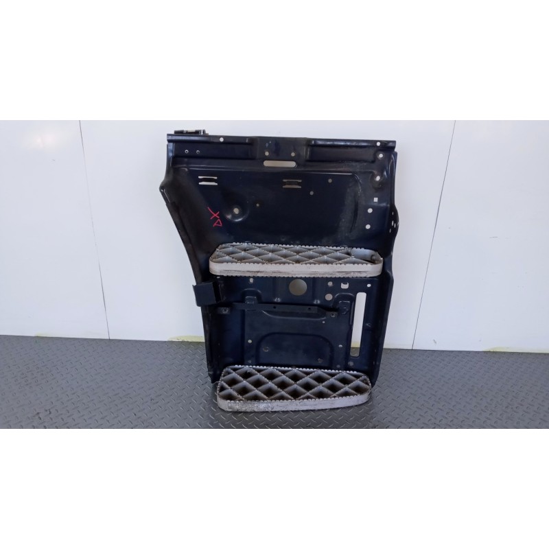 SCANIA PEDANA SALITA A/DX SCANIA 124 usato