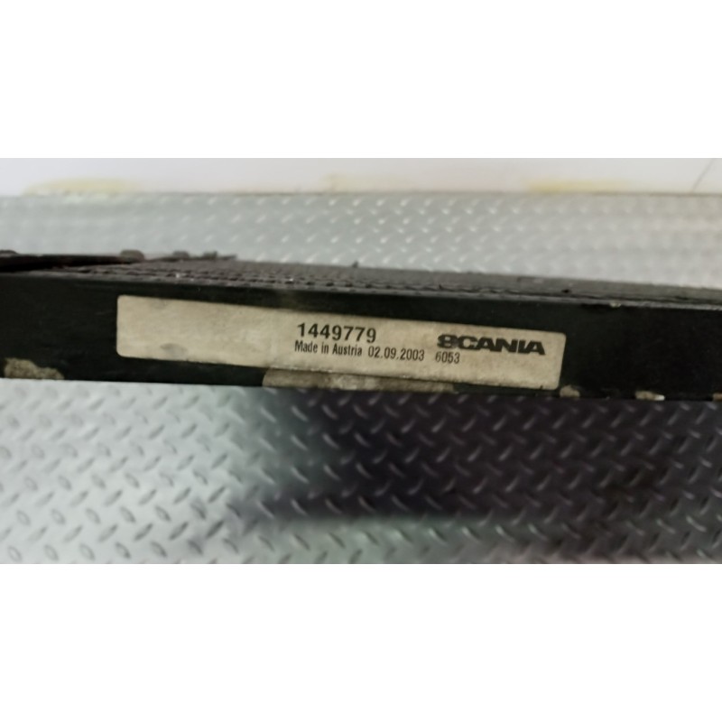 SCANIA RADIATORE CLIMATIZZATORE SCANIA 124 usato