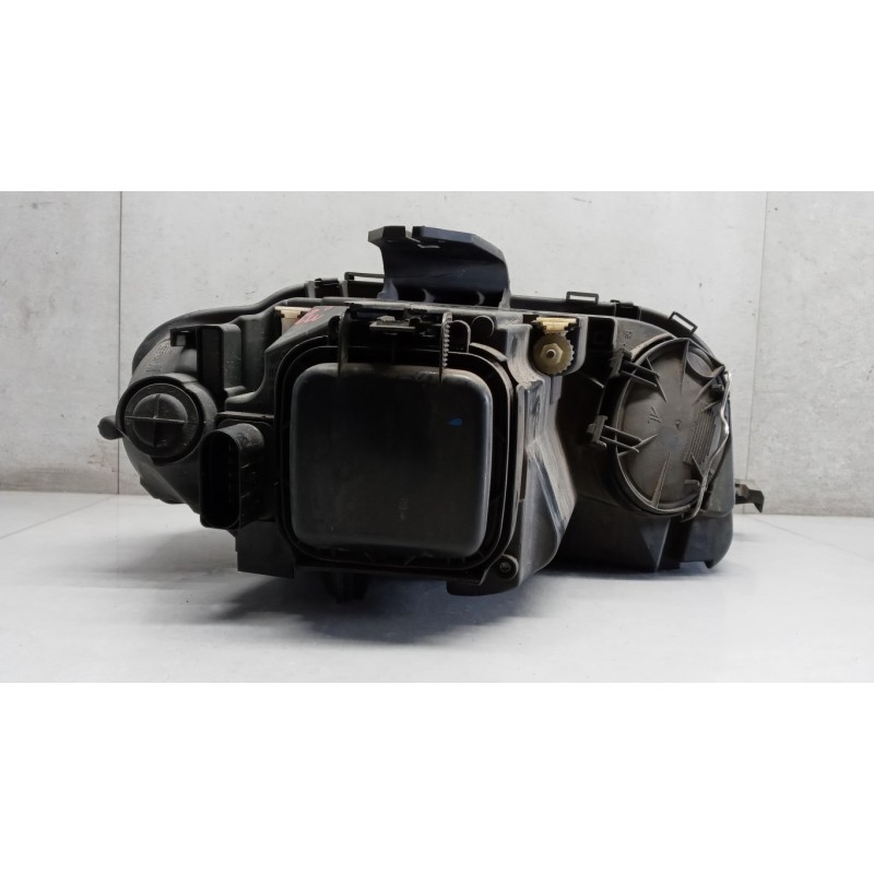AUDI FARO ANTERIORE SINISTRO AUDI A3 Sportback 2005>2008 usato