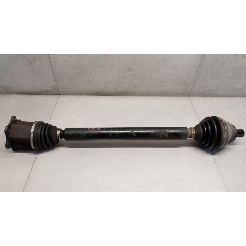 AUDI SEMIASSE ANTERIORE DESTRO AUDI A3 Sportback 2005>2008 usato