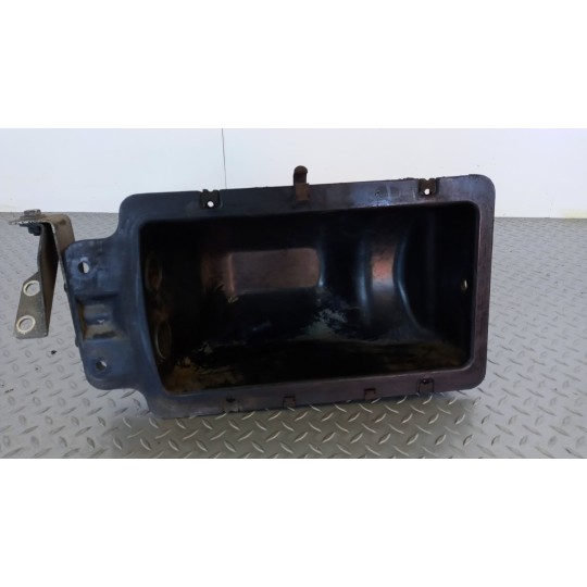 RIGHT HEADLIGHT SEAT SCANIA 93 used