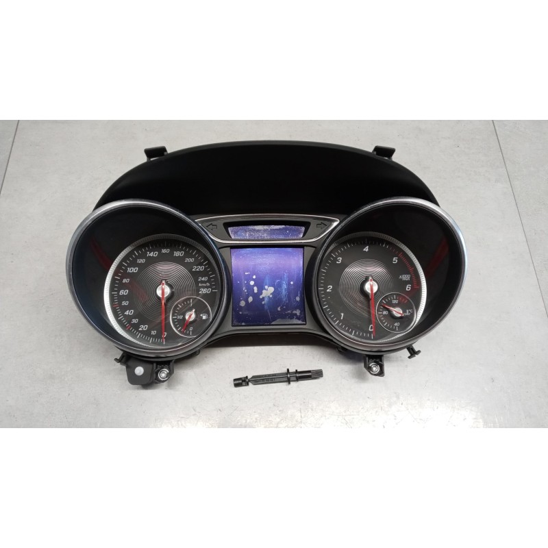 MERCEDES-BENZ QUADRO STRUMENTI MERCEDES-BENZ Classe CLA (C117) 2016>2019 usato