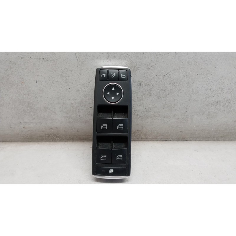 MERCEDES-BENZ INTERRUTTORI E PULSANTI ALZAVETRI MERCEDES-BENZ Classe CLA (C117) 2016>2019 usato