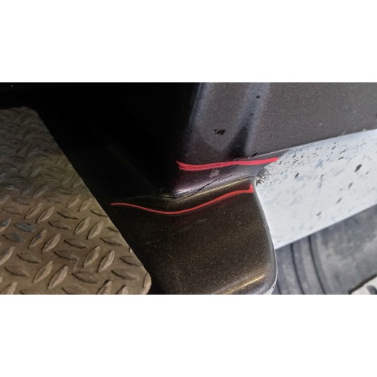 FRONT CENTER BUMPER RENAULT truck Magnum 2001>2010 used