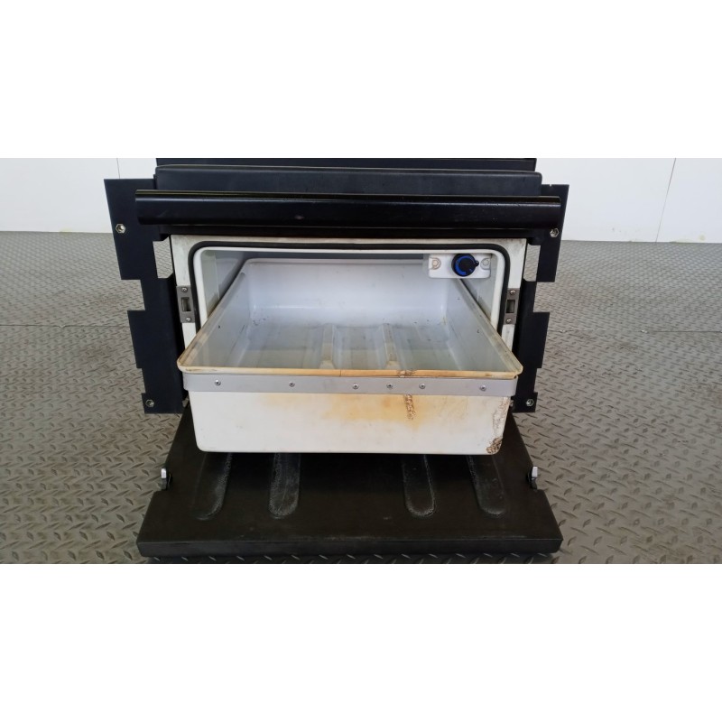 RENAULT truck FRIGO ABITACOLO RENAULT truck Magnum 2001>2010 usato