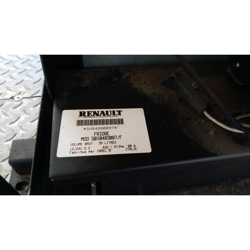 RENAULT truck FRIGO ABITACOLO RENAULT truck Magnum 2001>2010 usato
