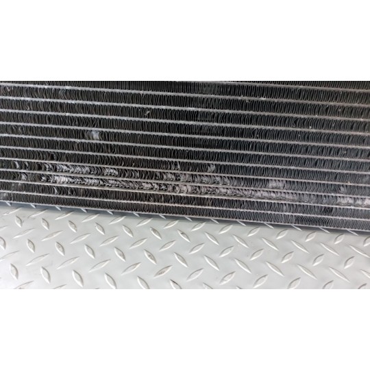 RADIATORE CLIMATIZZATORE RENAULT truck Magnum 2001>2010 usato